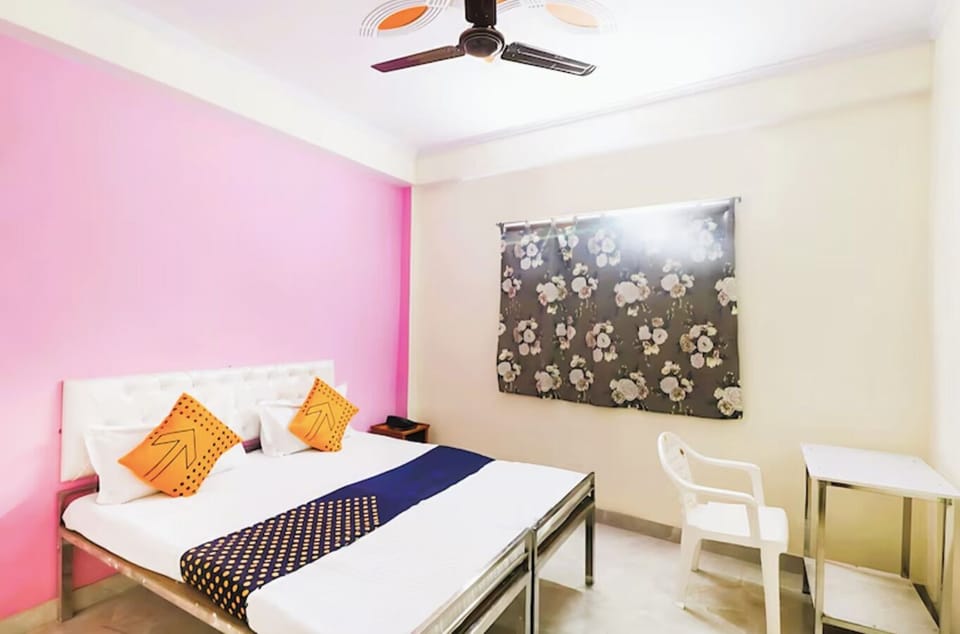 Standard Room | Desk, laptop workspace, free WiFi, bed sheets