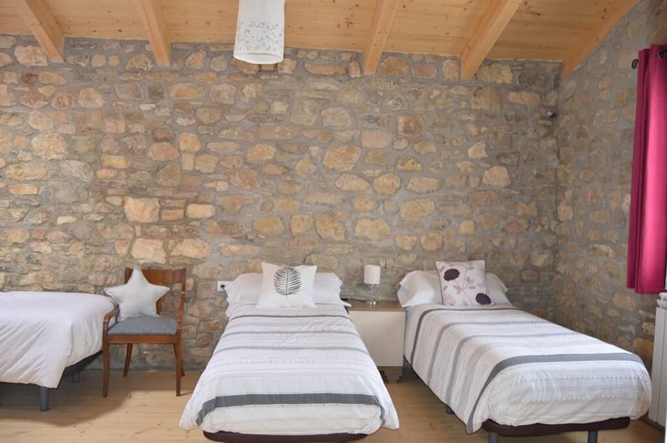 Superior Triple Room | Desk, laptop workspace, soundproofing, free WiFi