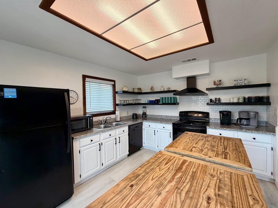 Fully equipped kitchen!