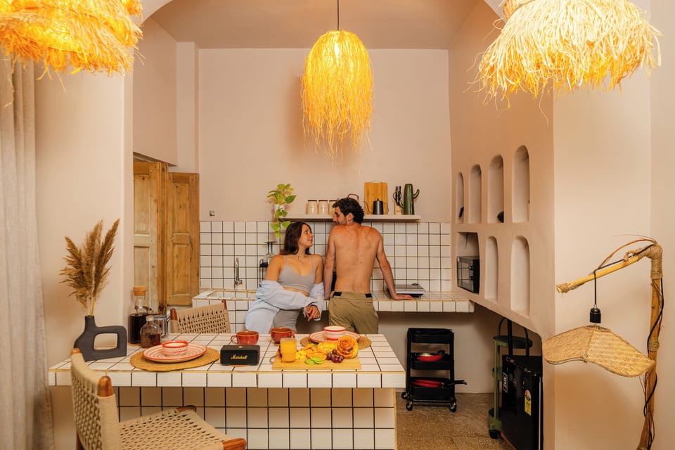 Luxury Apartment, Garden View | In-room dining