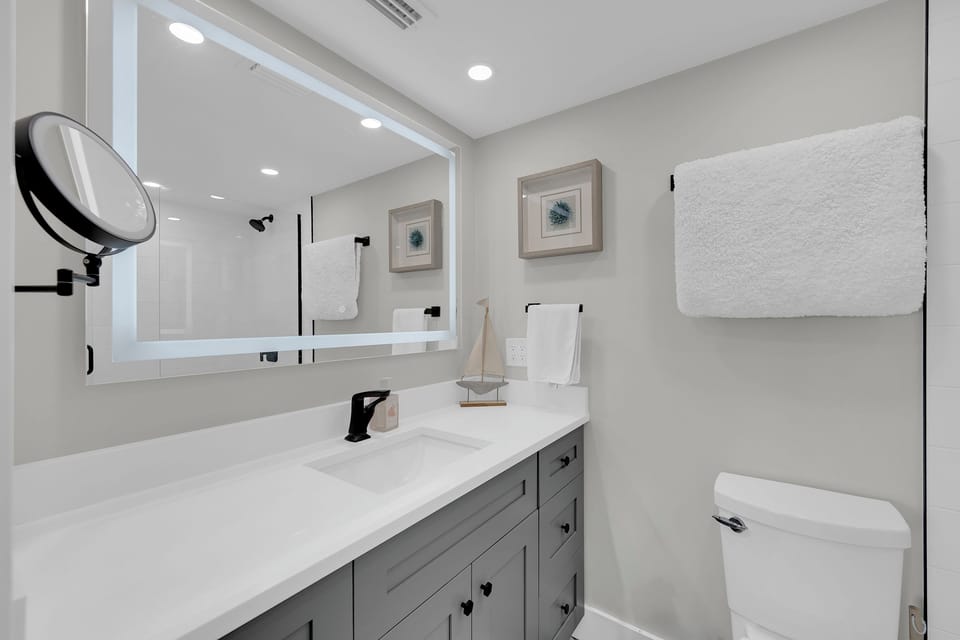 Newly Remodeled Master Bath