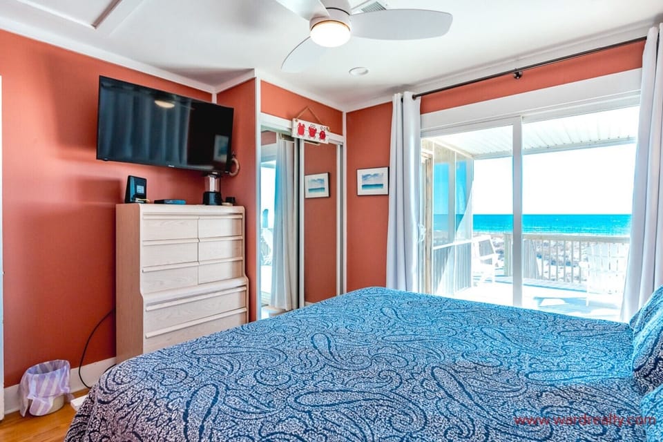 Oceanfront Bedroom -King II