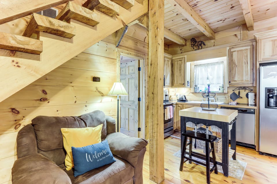 House (2 Bedrooms) | Interior