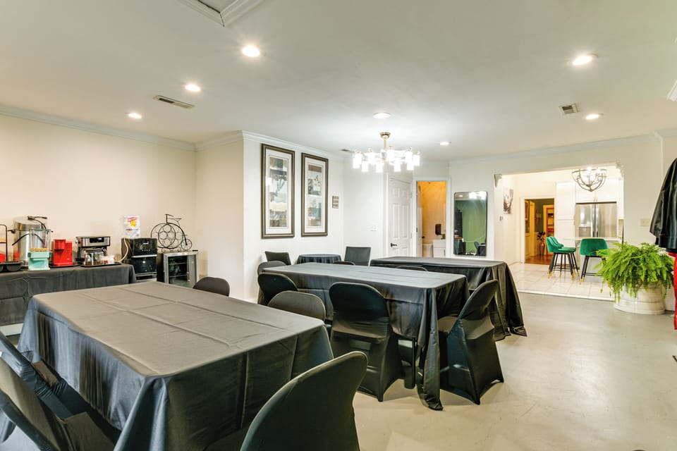 House (Multiple Bedrooms) | Interior