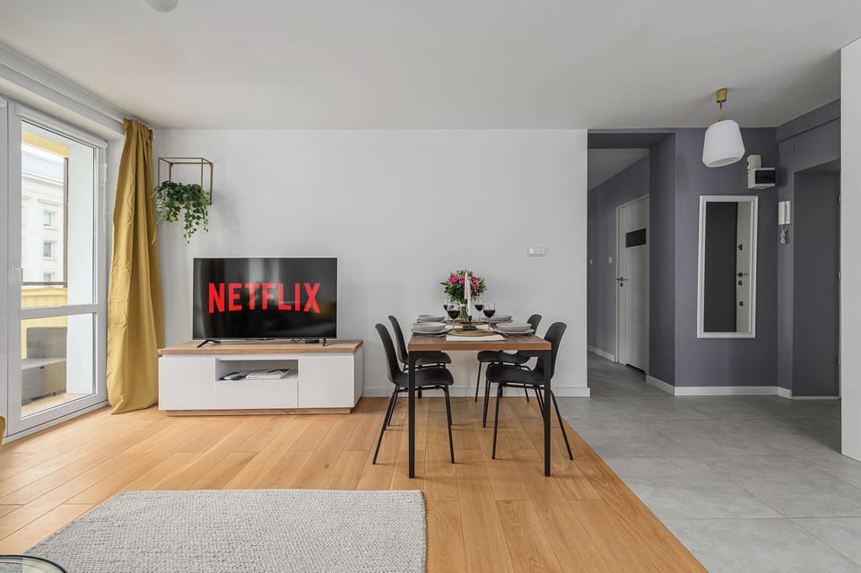 Comfort Apartment, Balcony, Courtyard View | Desk, laptop workspace, soundproofing, iron/ironing board