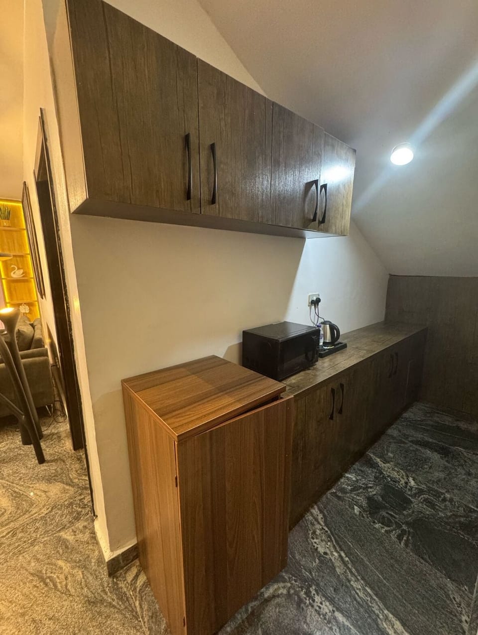 Presidential Suite | Private kitchen | Mini-fridge