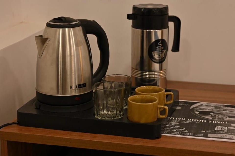 Coffee/tea maker