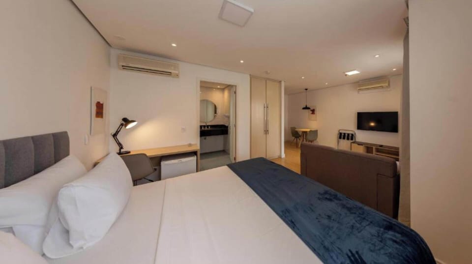 Standard Apartment | Laptop workspace, free WiFi, bed sheets