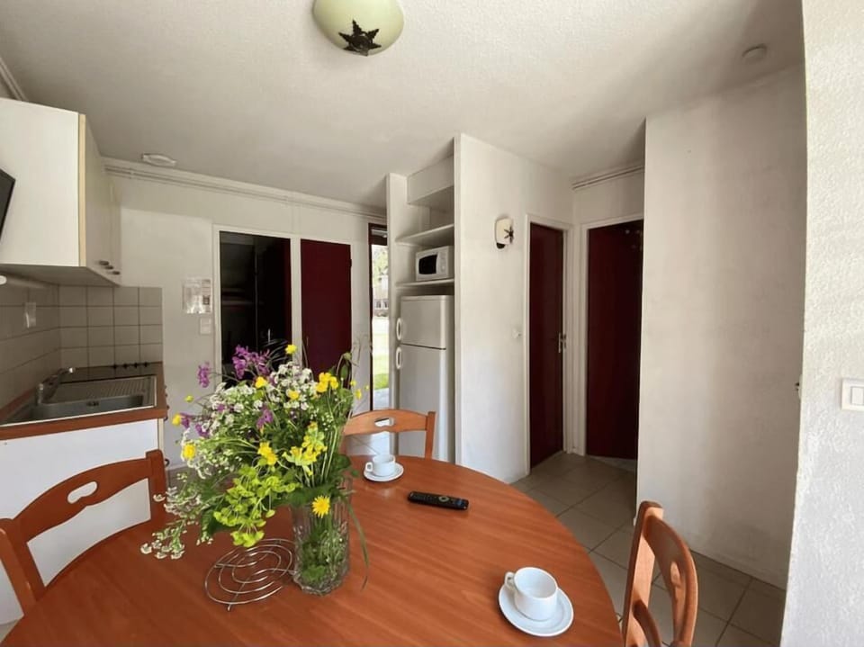 Classic House, Garden View | Dining