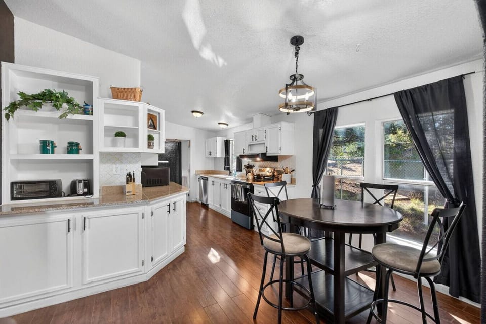 Kitchen Table