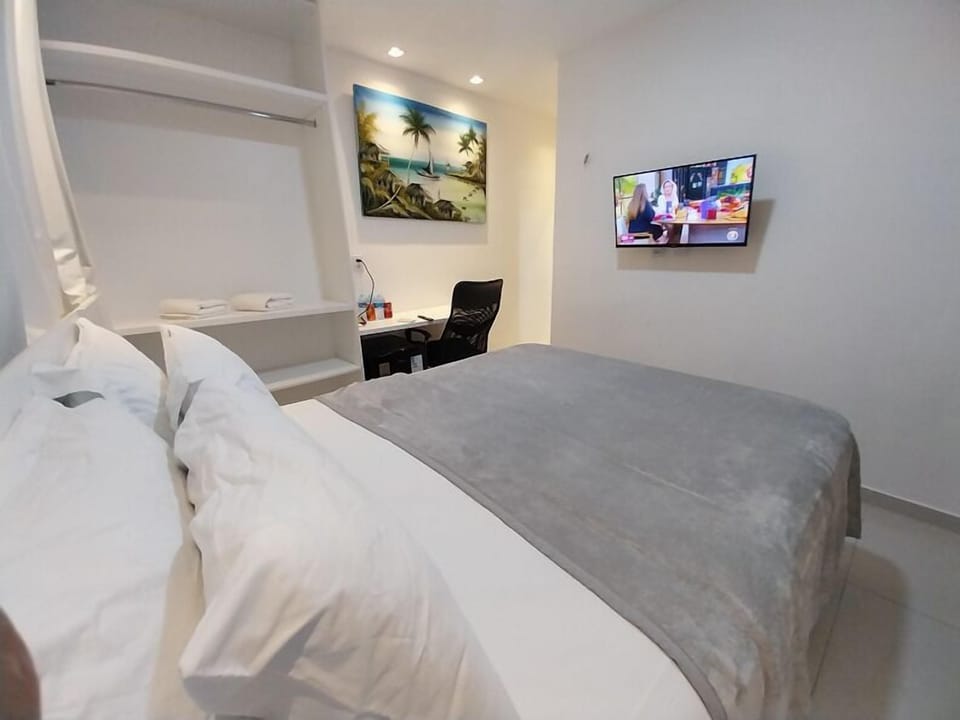 Luxury Double Room, City View | Free WiFi, bed sheets