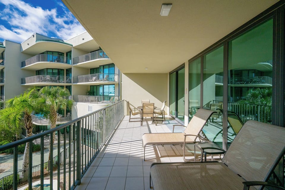 Bask in the sun on the spacious balcony, savoring the soothing sounds of nature and coastal views