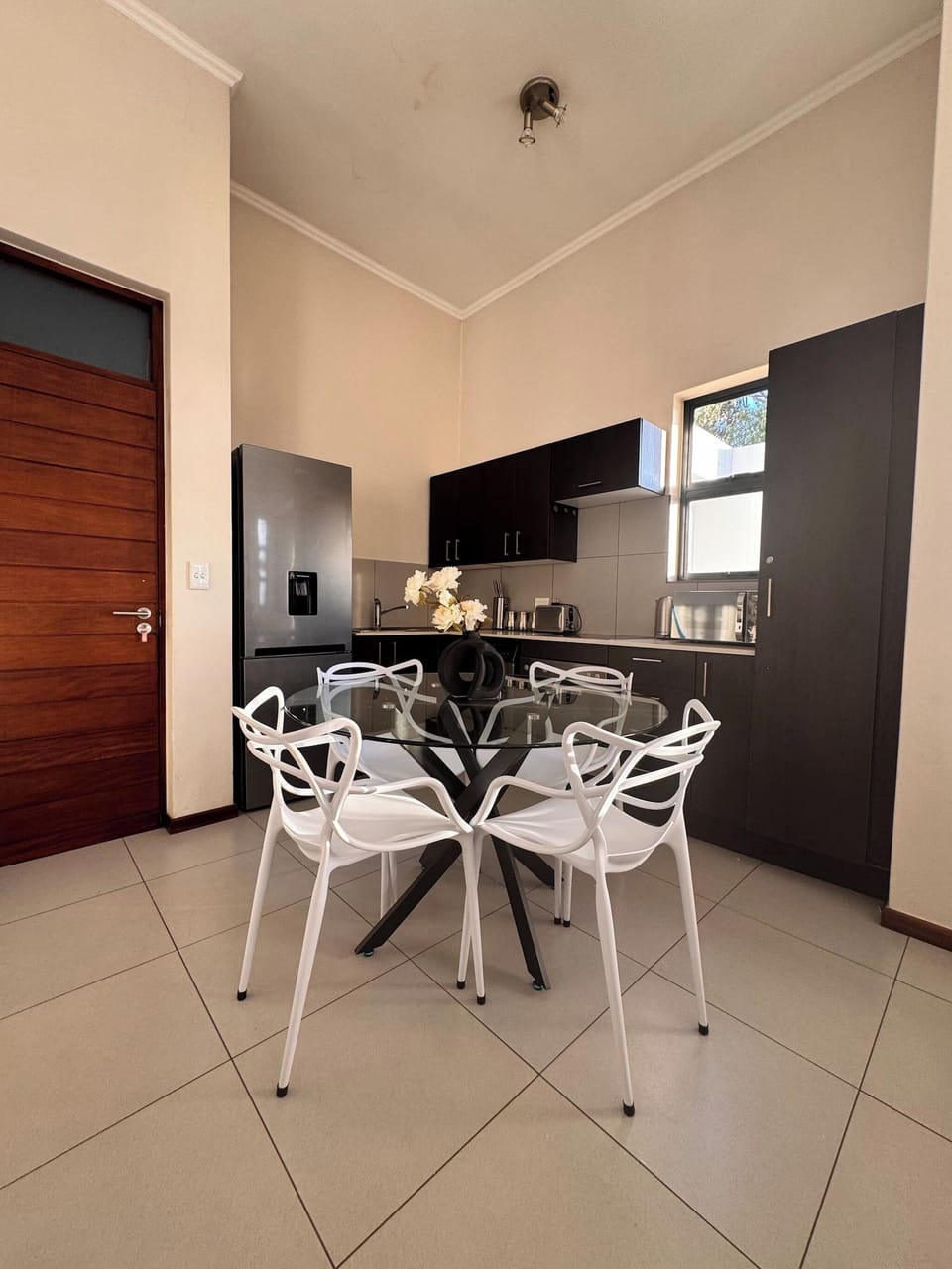 Apartment, 2 Bedrooms, Smoking | Dining room
