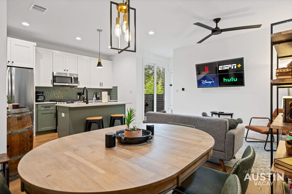 High ceilings for your big ideas. Or just a very tall stretch.