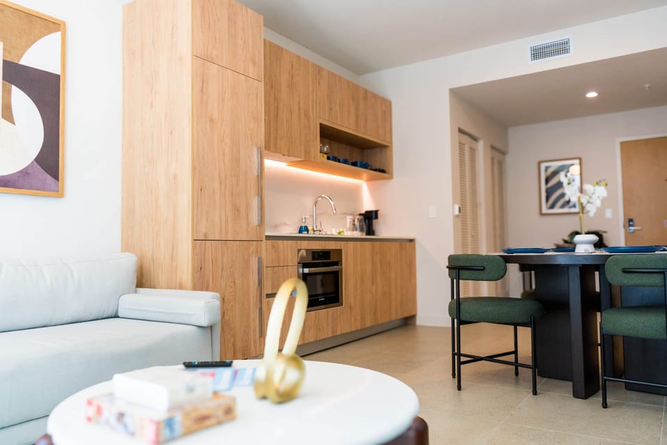 Crosby Condo-19