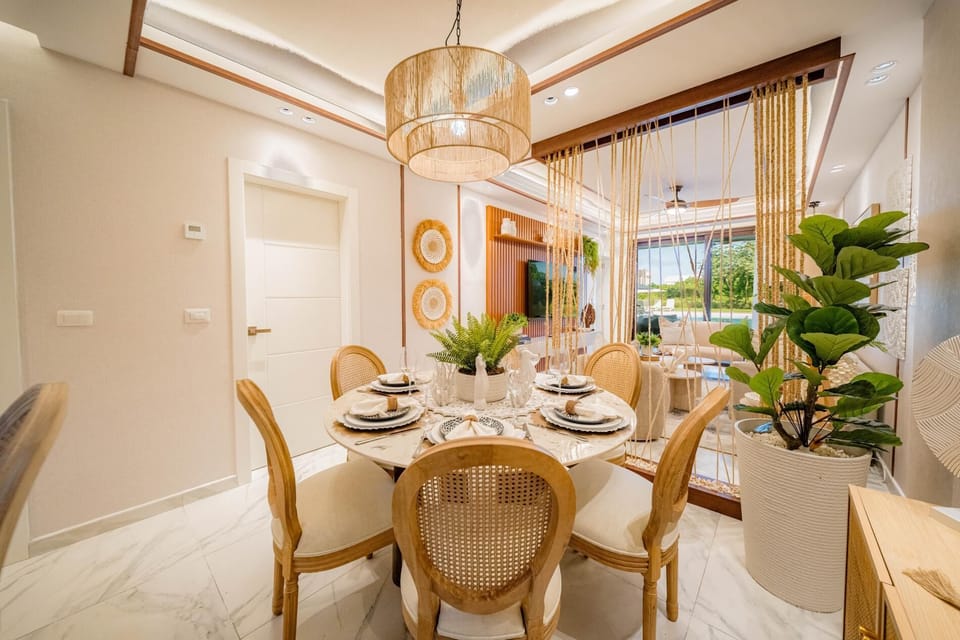 Aqua Family  Deluxe Pool Retreat  at Cana Bay (2935)