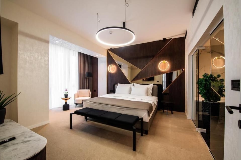 Standard Double Room, Non Smoking, River View | Desk, free WiFi