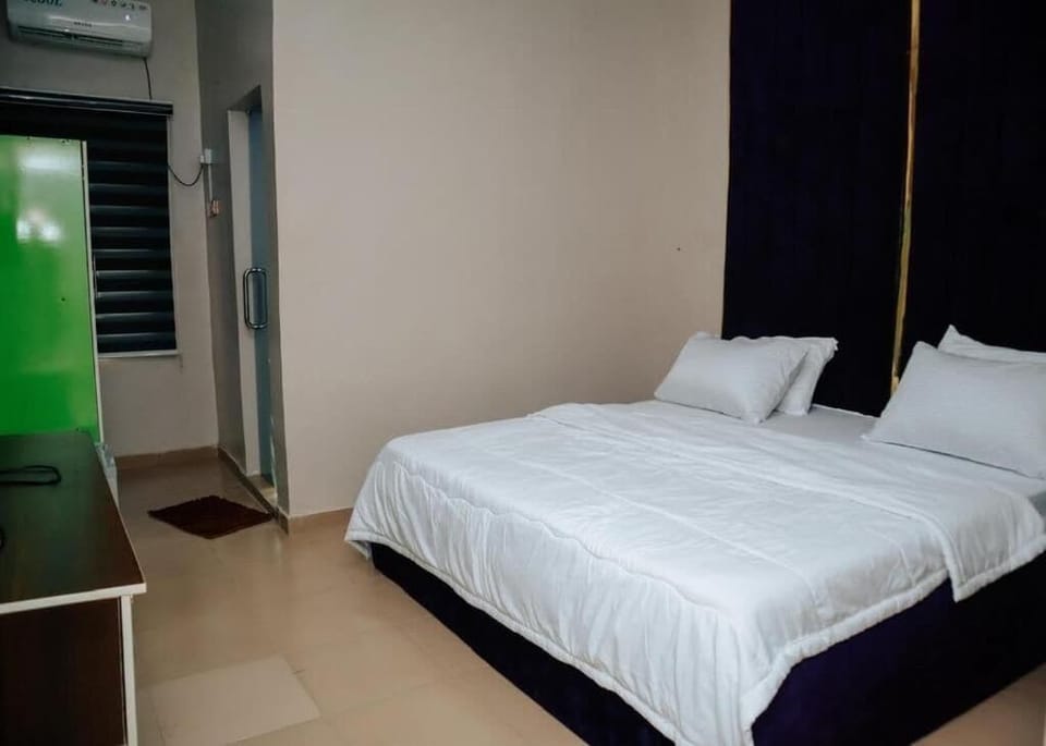 Comfort Room, Balcony, City View | In-room safe, desk, laptop workspace, soundproofing