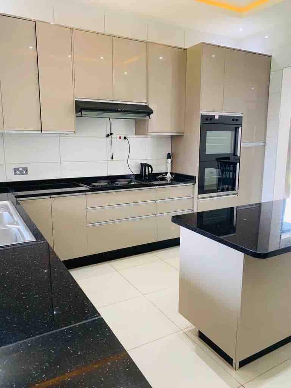 House, 4 Bedrooms, Accessible, Smoking | Interior