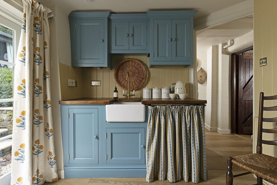 Ardmore Cottage Kitchen - StayCotswold