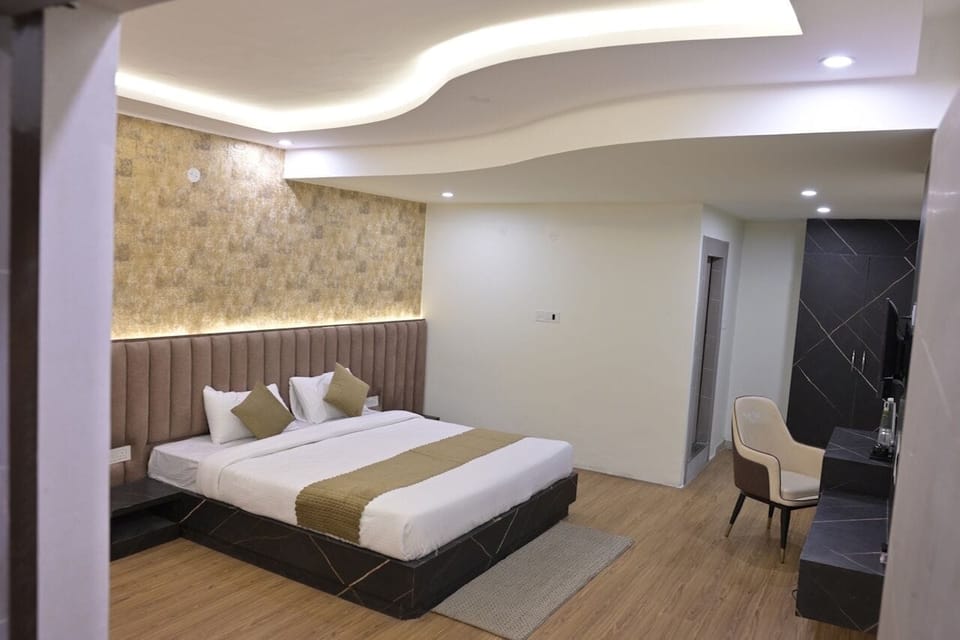 Standard Double Room, Non Smoking, City View | Free WiFi