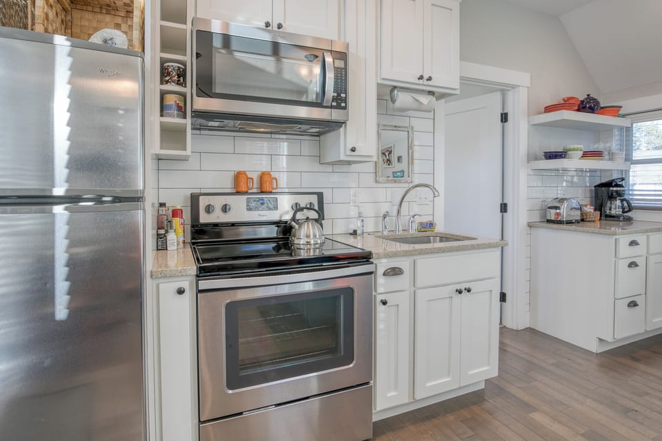 A fully stocked kitchen.
