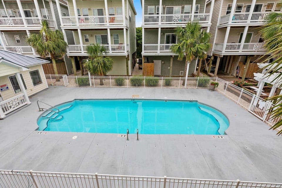 Coastal Cay Community Pool