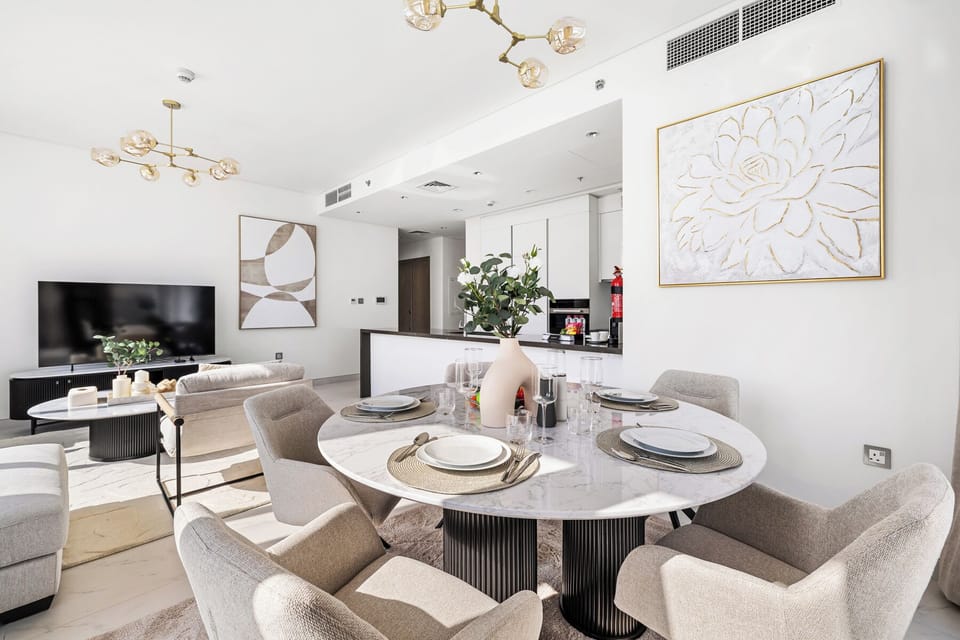 Apartment, Balcony, City View | Dining