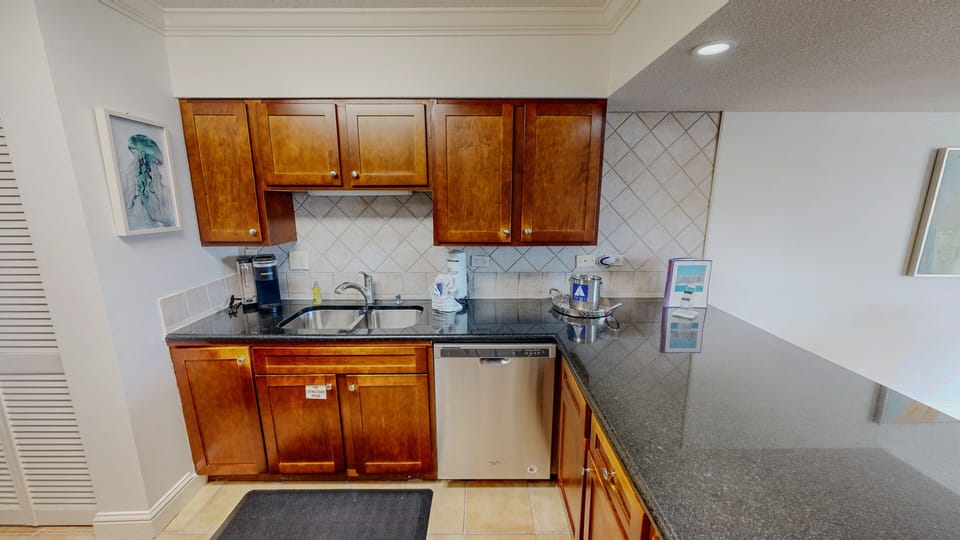 Condo, 2 Bedrooms | Private kitchen | Coffee/tea maker, fridge, oven, toaster