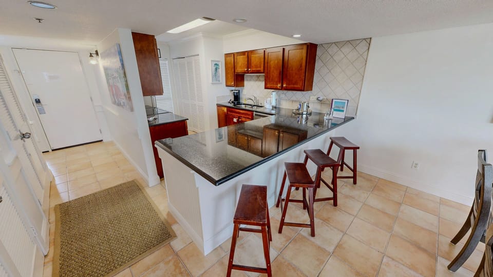 Condo, 2 Bedrooms | Private kitchen | Coffee/tea maker, fridge, oven, toaster