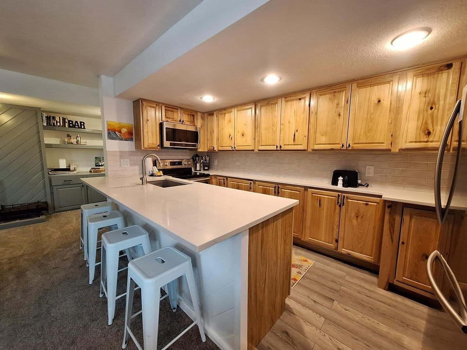 Indoors, Kitchen, Hardwood, Stained Wood, Kitchen Island