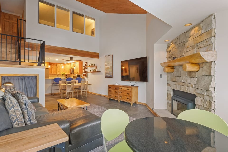 Indoors, Furniture, Living Room, Floor, Flooring