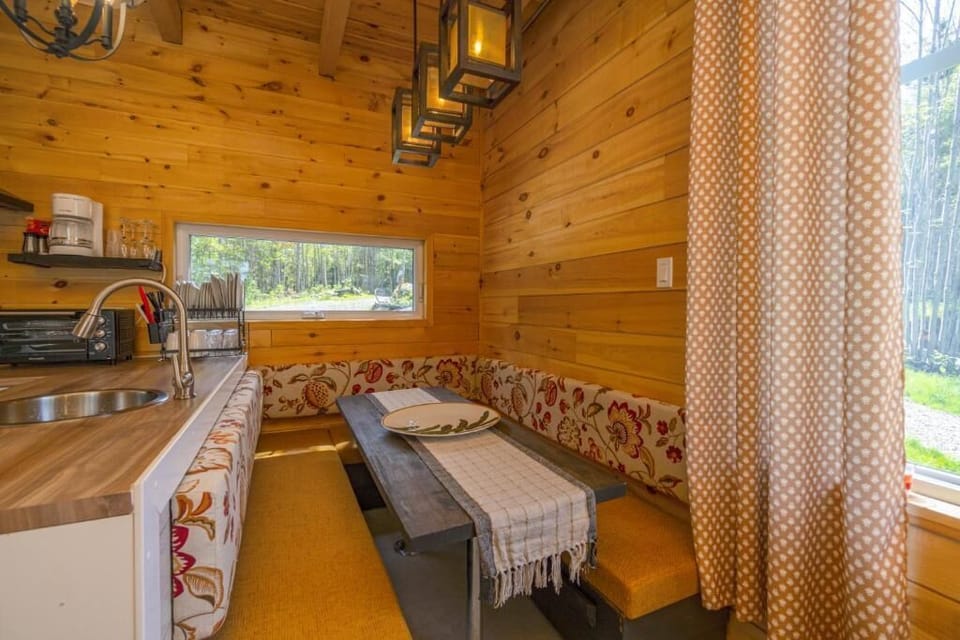 Chalet, 1 King Bed with Sofa bed | Private kitchen