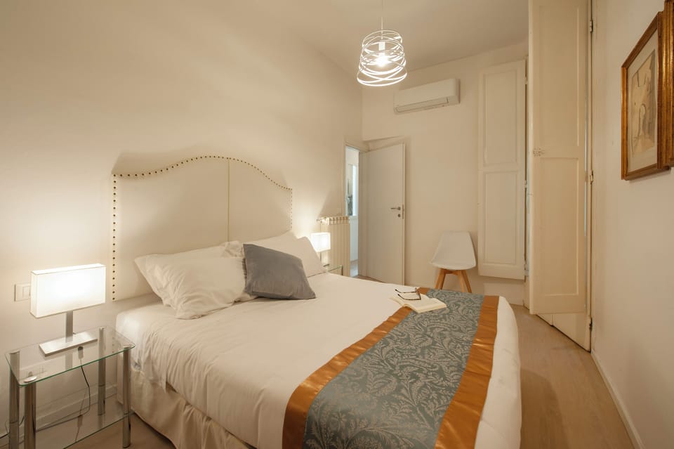 Apartment (3 Bedrooms) | 3 bedrooms, laptop workspace, iron/ironing board, bed sheets