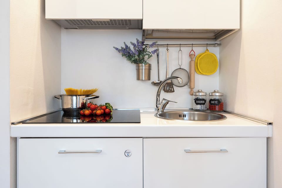 Apartment (1 Bedroom) | Private kitchenette | Microwave, oven, espresso maker, electric kettle