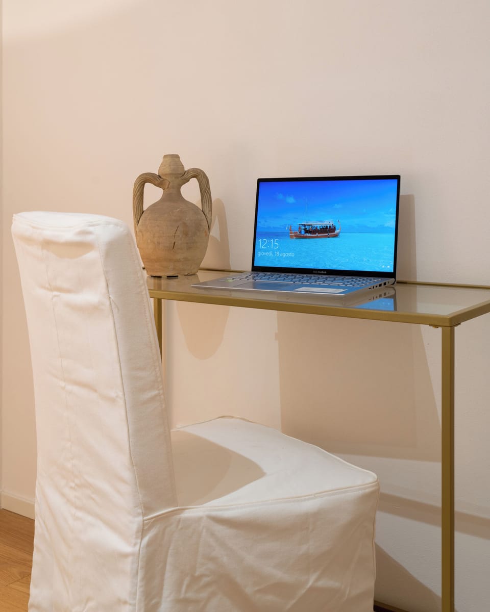 Apartment (3 Bedrooms) | 3 bedrooms, iron/ironing board, bed sheets