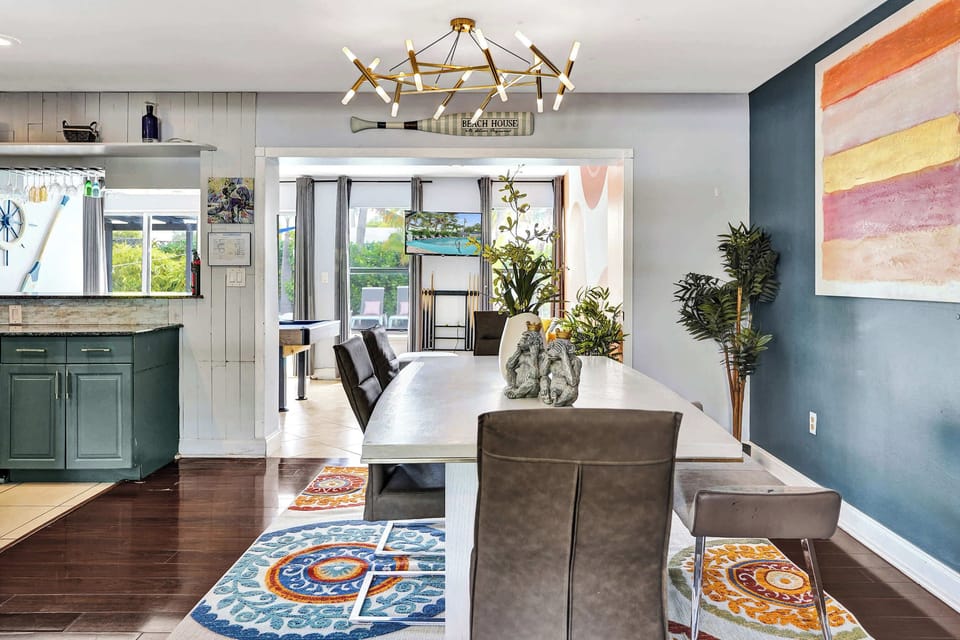 Make mealtime memories together at Unit 1’s dining table, seating 6​​