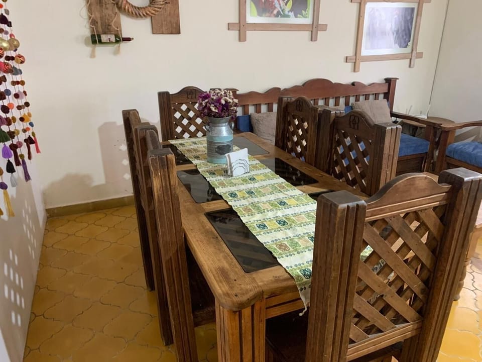 Family Apartment | Dining