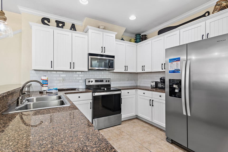 House, Multiple Beds (Just for Fun II) | Private kitchen