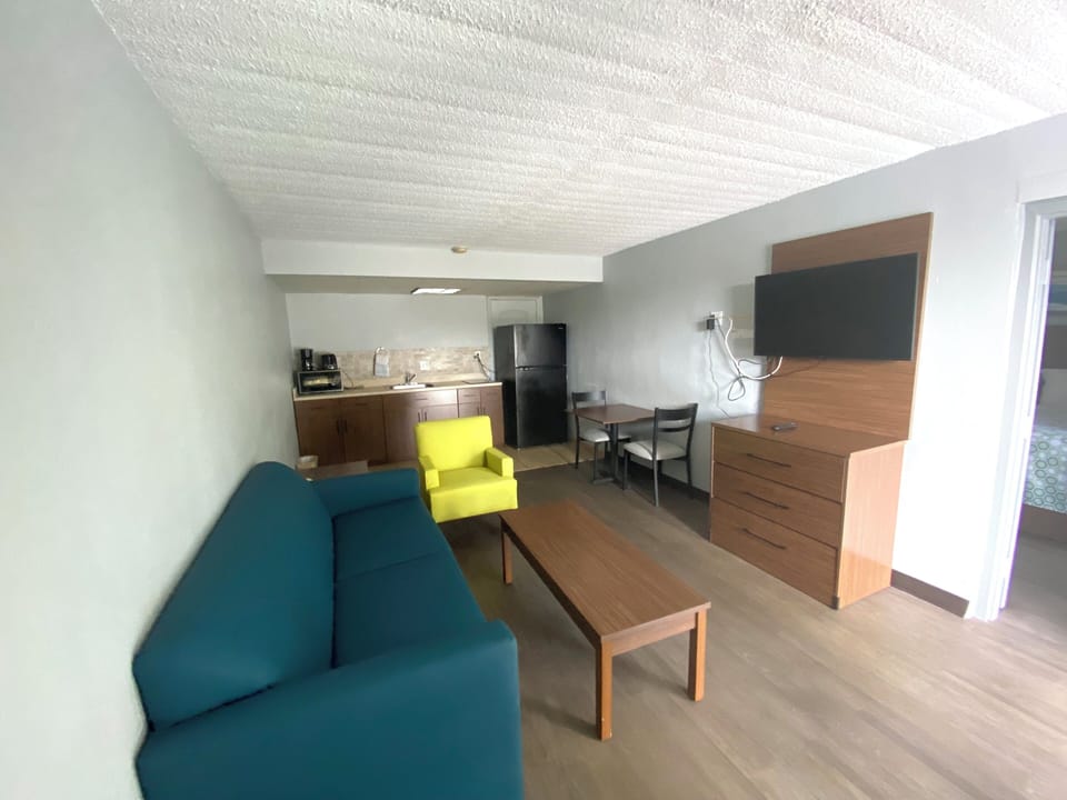 Suite, 2 Queen Beds, Non Smoking | Private kitchenette | Coffee/tea maker, full-size fridge, microwave, stovetop