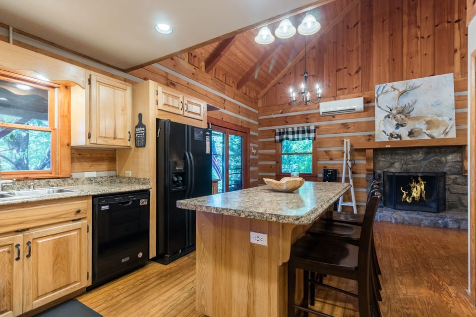 Kitchen includes pots, pans, and everything else you can imagine