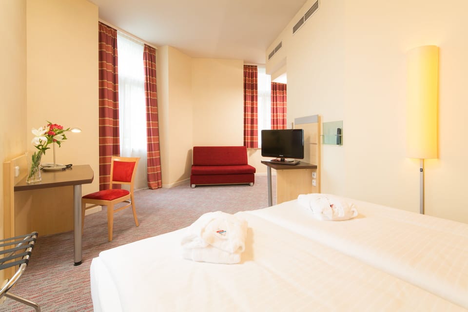 Premium bedding, desk, soundproofing, iron/ironing board