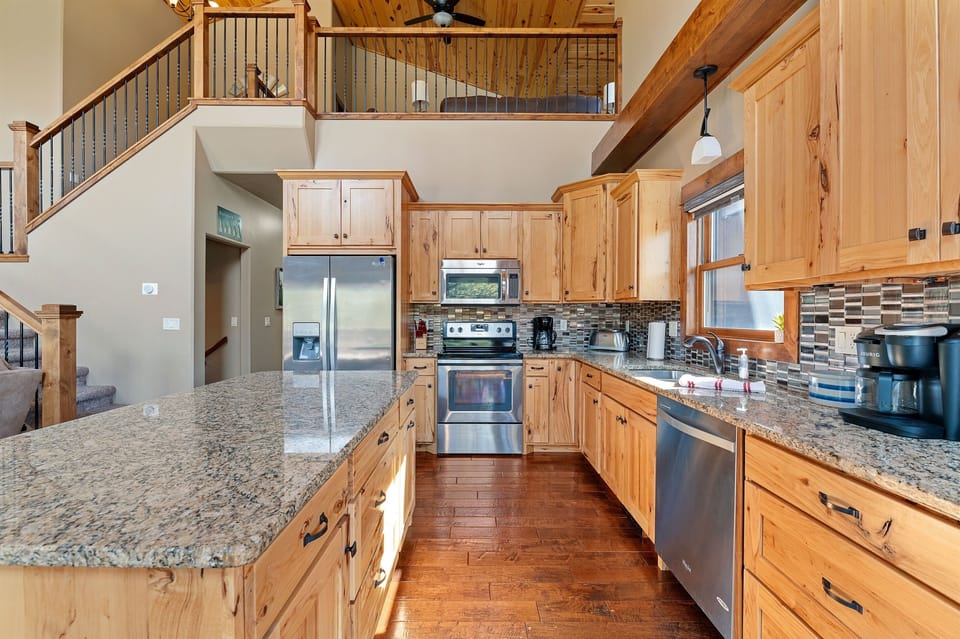 Full Kitchen