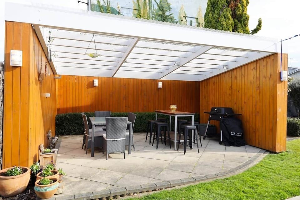 Enjoy breakfast in the morning sun or relax over dinner and drinks on the covered patio.