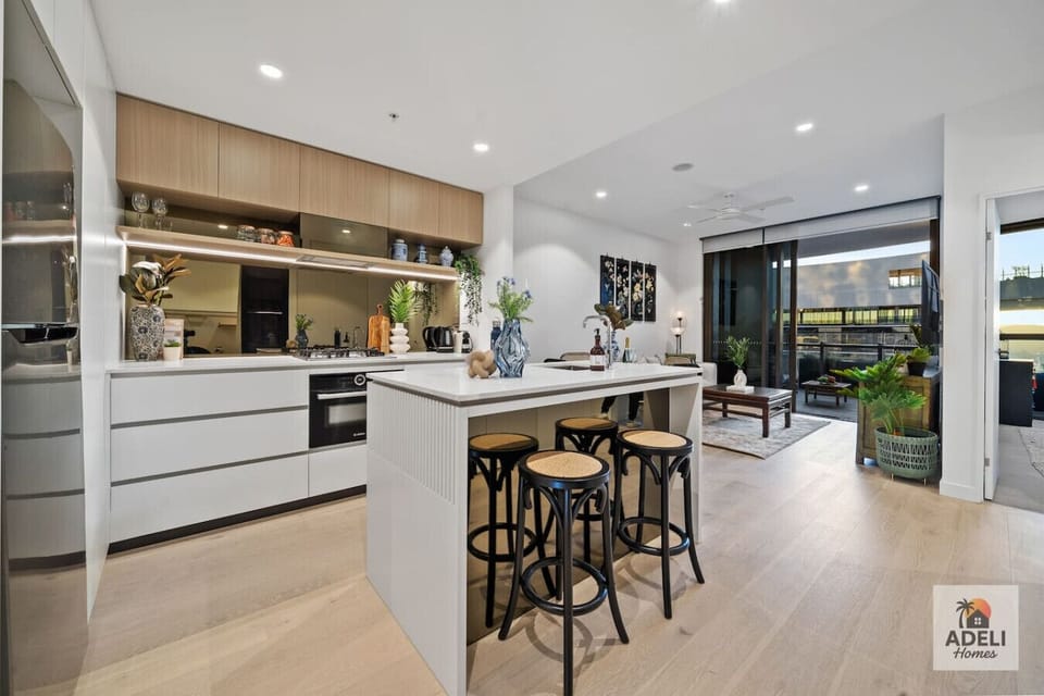 A cosy, stylish home that’s perfect for slow mornings, shared meals, and relaxing with the fresh breeze flowing in from the balcony.