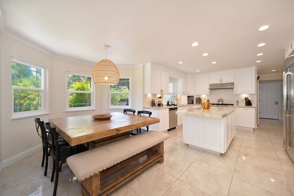Huge chef's kitchen with breakfast nook.