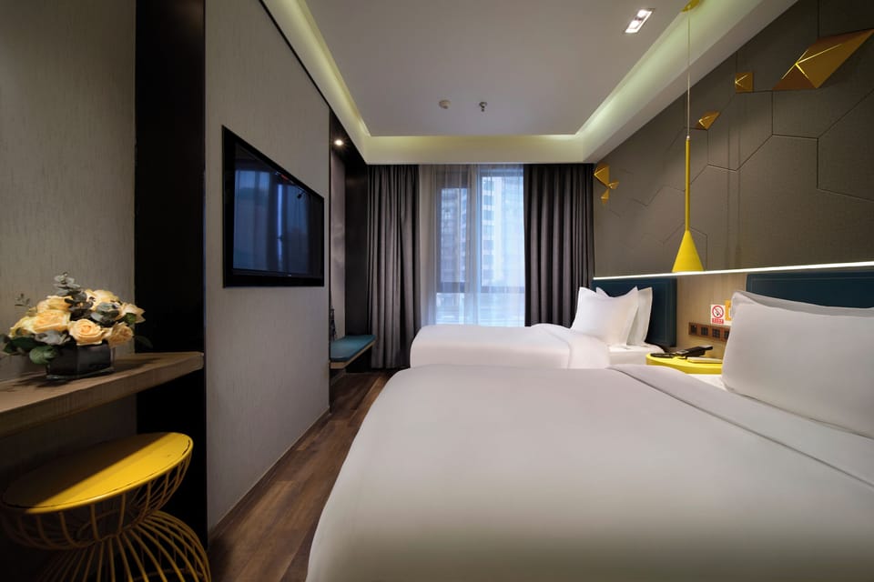 Superior Twin Room | Desk, laptop workspace, free WiFi