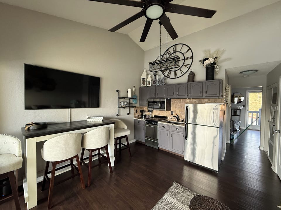 Kitchen area