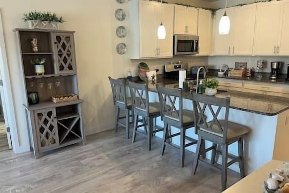 fully-stocked  kitchen 