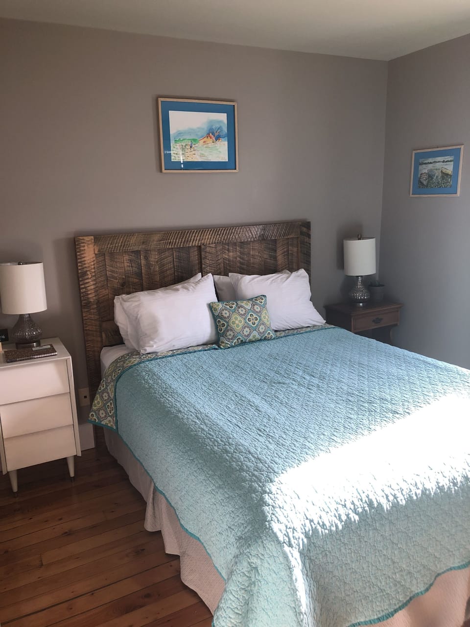 Standard Room (Laplante) | Premium bedding, iron/ironing board, free WiFi, bed sheets